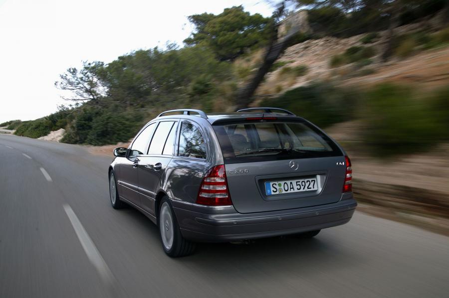  Mercedes-Benz C-Class Estate 2004 года  (фото 51 из 68)